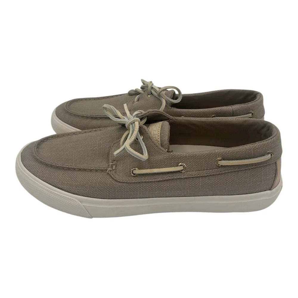 Sperry size or taupe